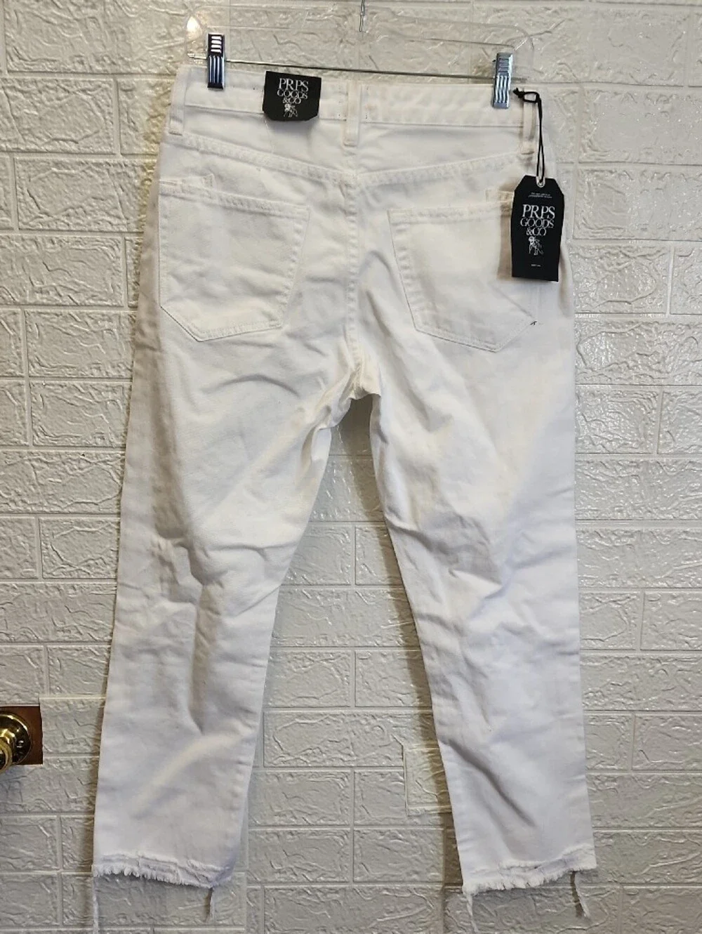 PRPS Women's White Distressed Boyfriend Jeans - Picture 7 of 8